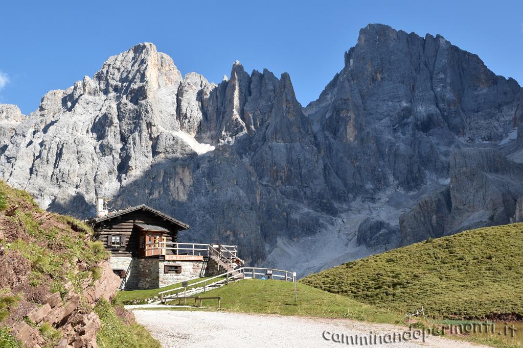 23 Baita Segantini - Pale di San Martino.JPG